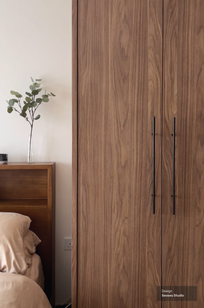 Dark Harris Walnut